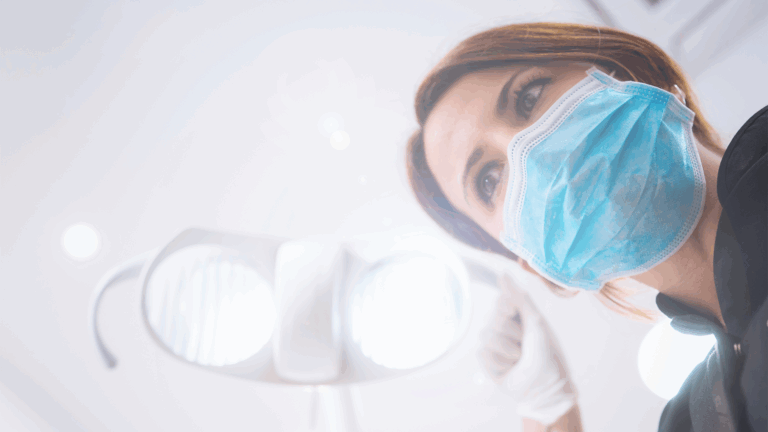 Máscaras Odontológicas: segurança e biossegurança em consultórios